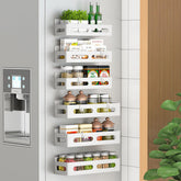 Sevenblue organizador-especias-magnetico en la puerta del refrigerador para acceso rápido.