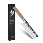 Shun Premier Blonde Nakiri 5,5 pulgadas para verduras, corte limpio y preciso.