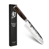 Shun Premier Santoku de 7 pulgadas, hoja vista frontal para cortes precisos en la cocina.
