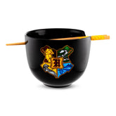 Tazón de ramen Silver Buffalo con escudo de Hogwarts para una experiencia temática