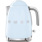 KLF03PBUS SMEG en azul pastel con base giratoria de 360° para vertido cómodo