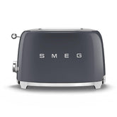 Smeg TSF01GRUS: dos ranuras extra grandes para pan artesanal y bollos.