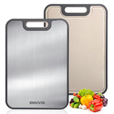 Tabla Snuvid de acero inoxidable para carnes crudas, segura y fácil de limpiar.