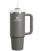 Stanley Quencher H2.0 con manija cómodo para llevar agua durante el día.