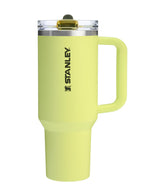 Stanley Quencher ProTour en prickly-pear, ideal para días activos y bebidas frías.
