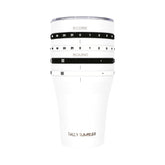 Tally Tumbler con juego de campo Frisbee, perfecto para entretenimiento al aire libre.