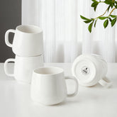 Taza Teocera con agarre ergonómico, ideal para café matutino.