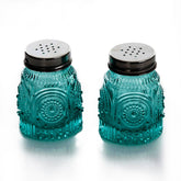 The Pioneer Woman Adeline Teal salero y pimentero en vidrio, diseño elegante para la mesa.
