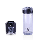 Licuadora portátil UTALENT con batería recargable y vaso de 25 oz para smoothies en cualquier lugar.
