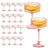 Copa martini XUWAIDSGN 9oz rosa con borde dorado removible, perfecto para brindis elegantes.