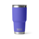 YETI Rambler 30 onzas visto de frente para uso diario y mantener temperatura