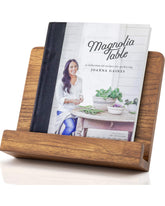 Soporte ZICOTO para libros de cocina con acabado nogal, ideal para recetas a mano.