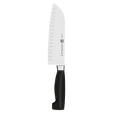 ZWILLING Cuatro Estrellas Santoku con corte recto de 7 pulgadas para verduras grandes.