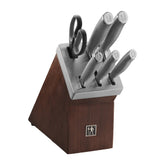 Bloque autoafilante de ZWILLING Henckels Modernist mantiene el filo listo para cortar.