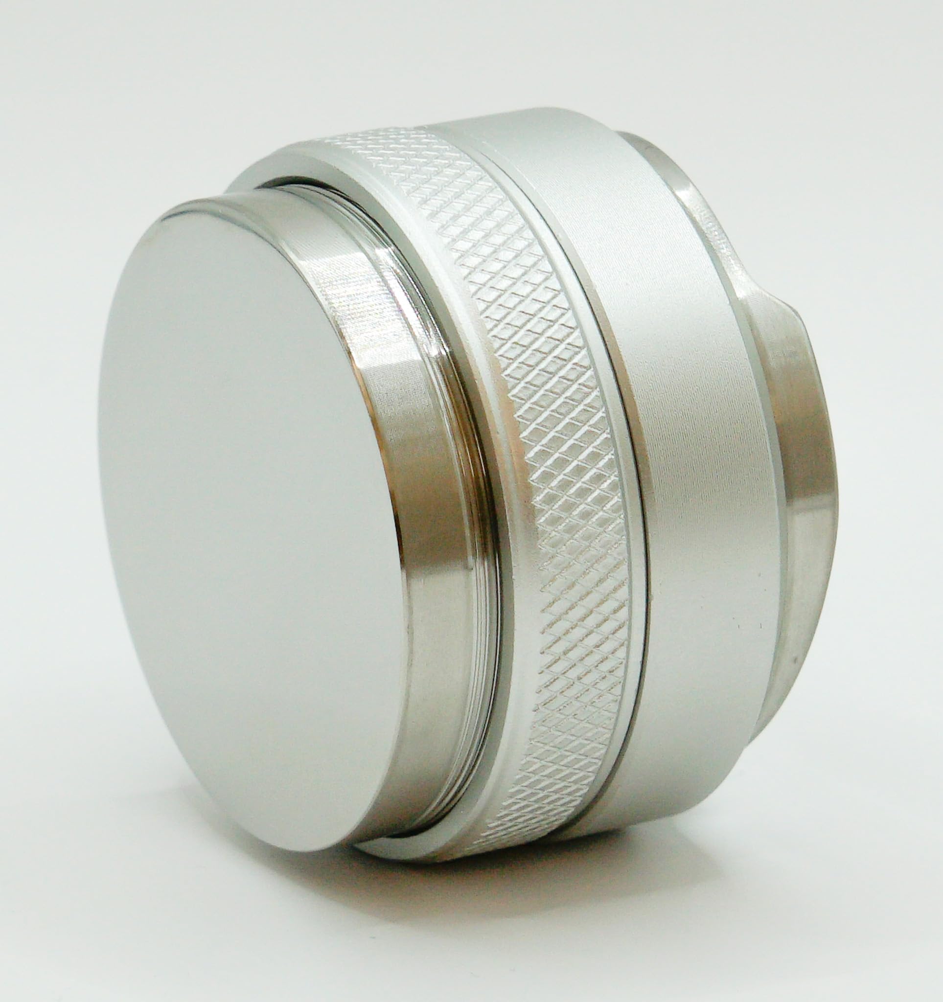Conjunto 53mm Breville: compacto y distribuido para portafiltros, distribución uniforme.