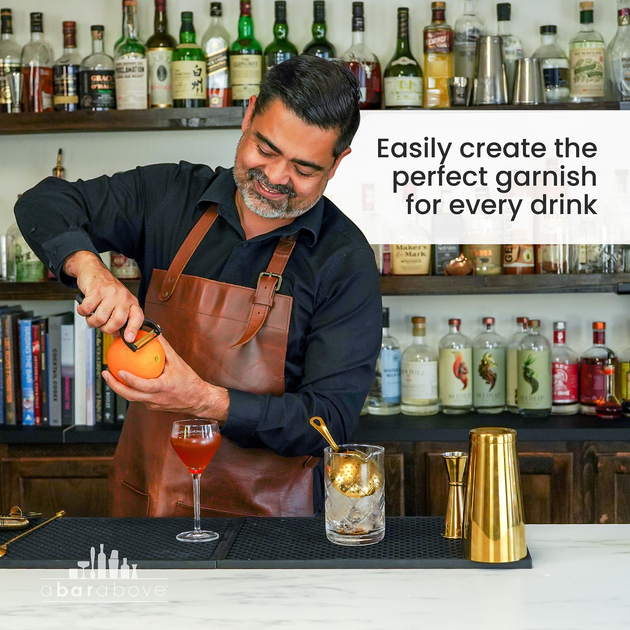 El filo quita solo la capa externa, reduciendo residuos y evitando la piel amarga.