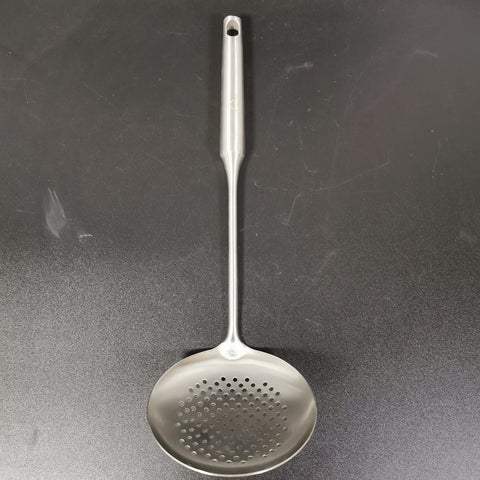 A · HOUSEWARE adecuado para uso doméstico o profesional en cocinas