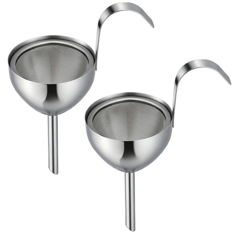 Conjunto Acellegic de embudo de acero inoxidable con colador, ideal para verter sin goteos.