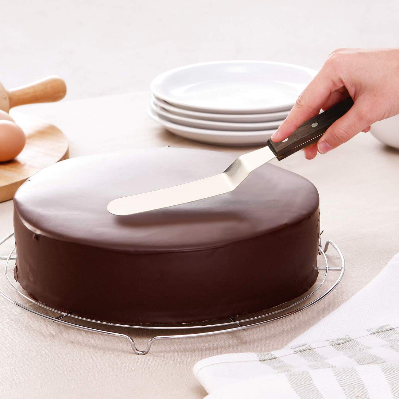Espátula Acronde de 6 pulgadas para bordear tortas, alcance cómodo sin goteos