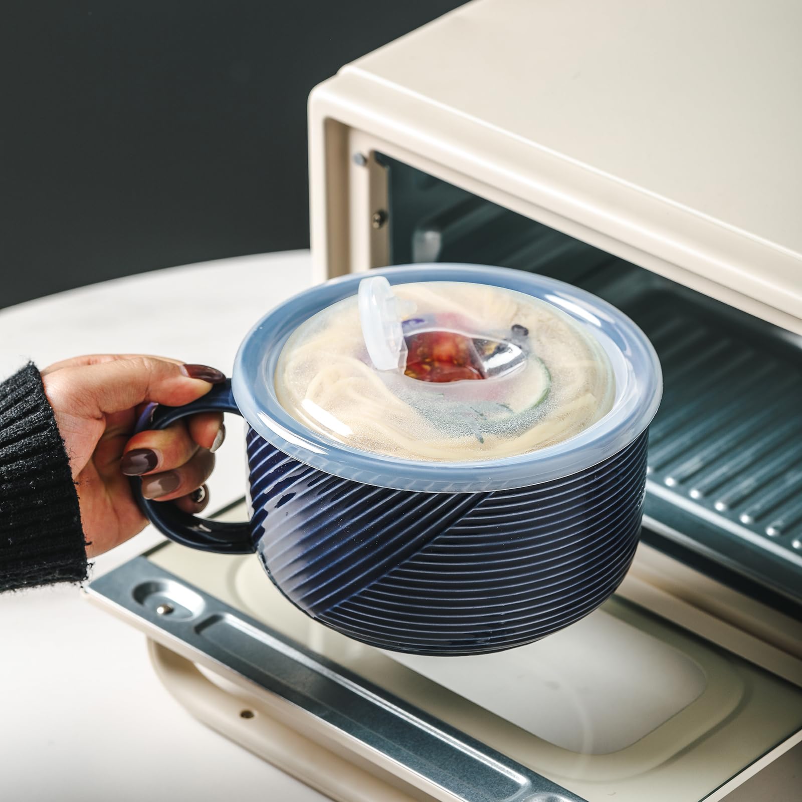 Adewnest-ceramica-resistente-al-microondas permite recalentar sin afectar el sabor.