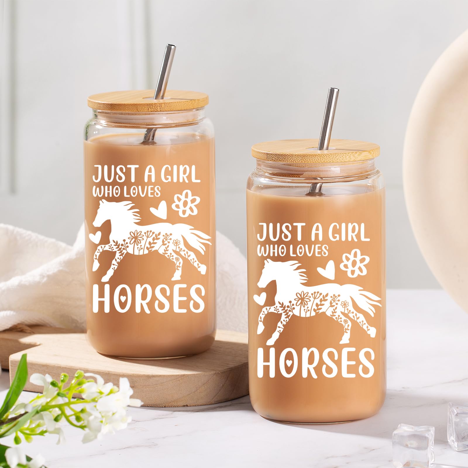 Taza con arte de caballo de Aeenr; recuerda momentos especiales.