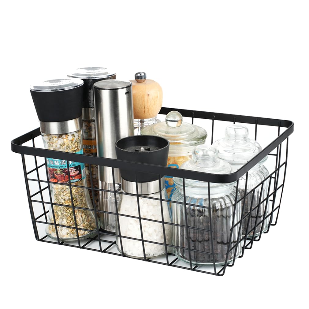 Cesta metálica de Aeggplant para armarios, ideal para mantener productos pequeños a la mano.