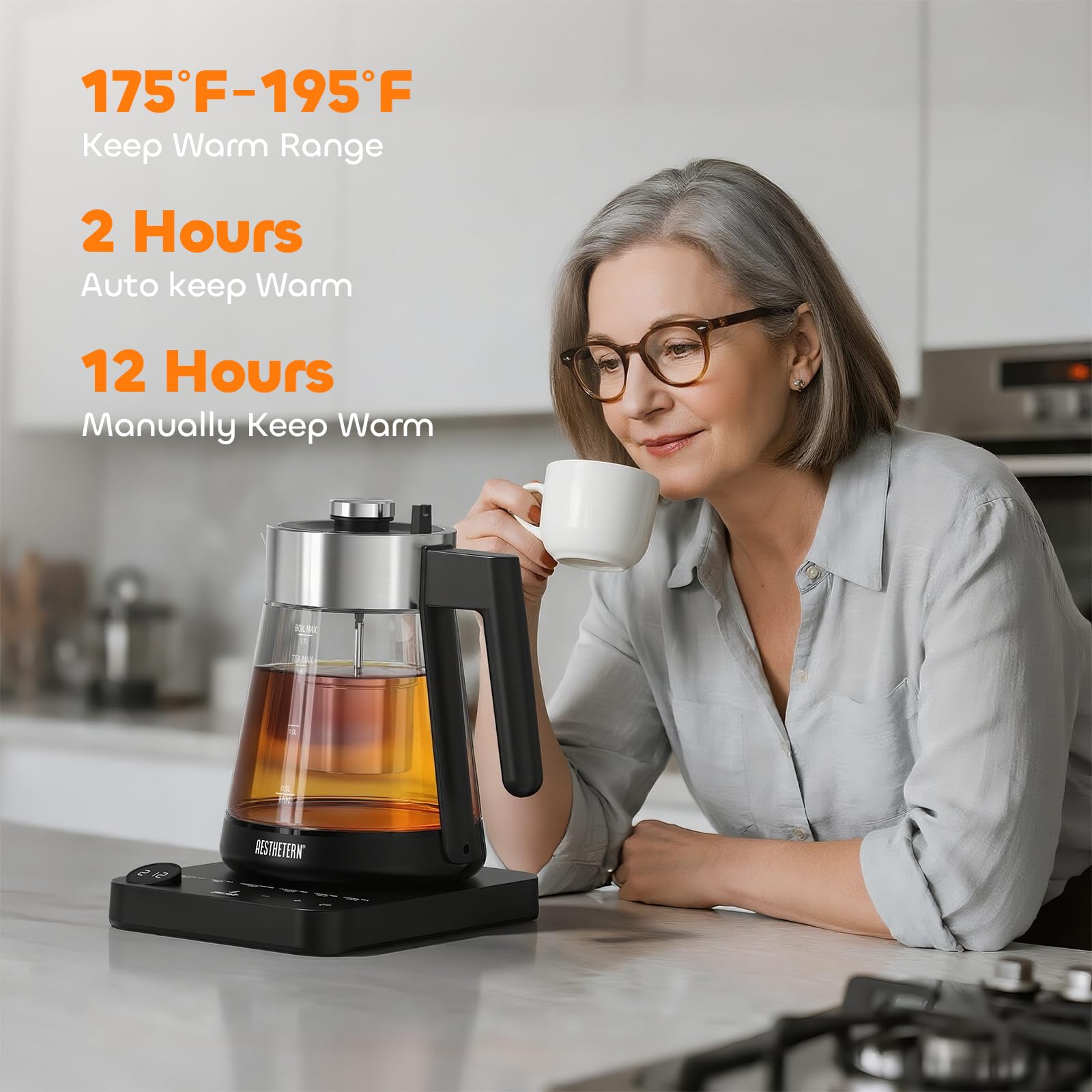 Uso diario en casa con el hervidor Aesthetern 1.7L, capacidad para la familia