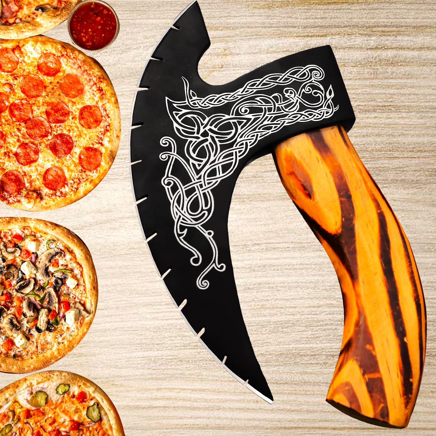 Afhzam Cortapizza Hacha Viking con hoja grabada para cortes precisos y con estilo