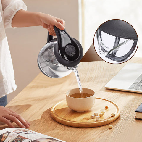 Hervidor Aigostar de 1,7 litros, perfecto para familias medianas.