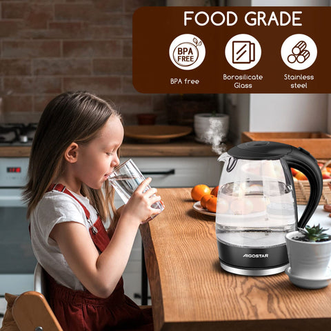 Hervidor Aigostar con tapa que se abre automáticamente para rellenar sin esfuerzo.