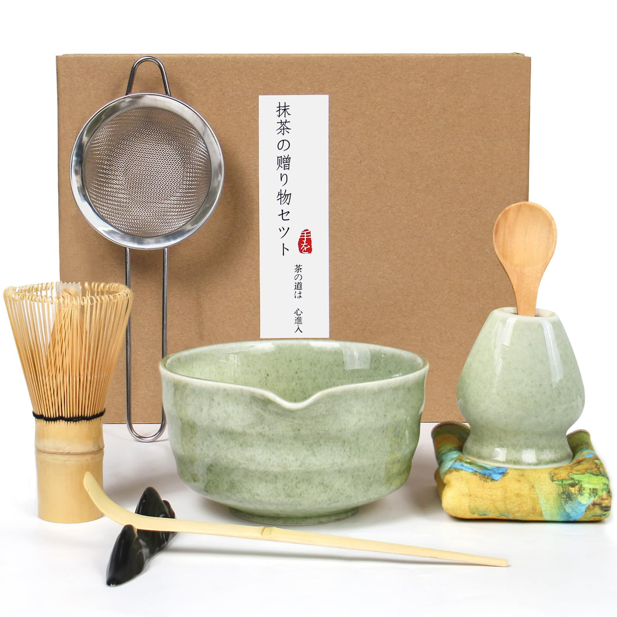 AIKAMI Set de Matcha: tazón cerámico para batir crema suave.