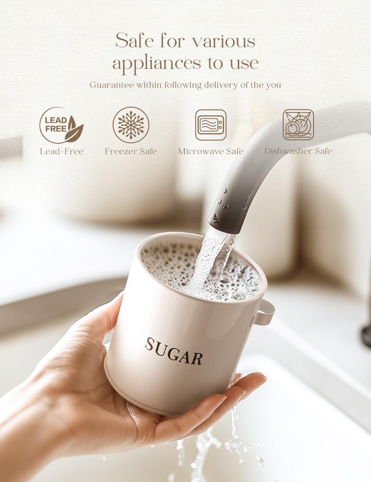 AISBUGUR Azucarero incluye cuchara de madera para un servicio refinado.