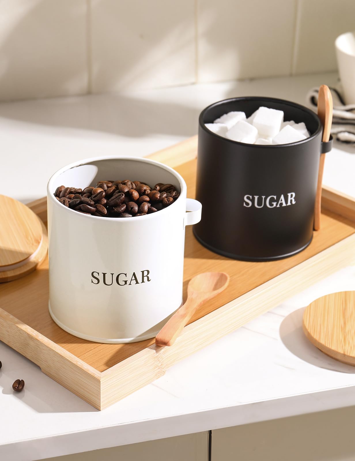 AISBUGUR Azucarero es un regalo práctico para cocinas y ocasiones.