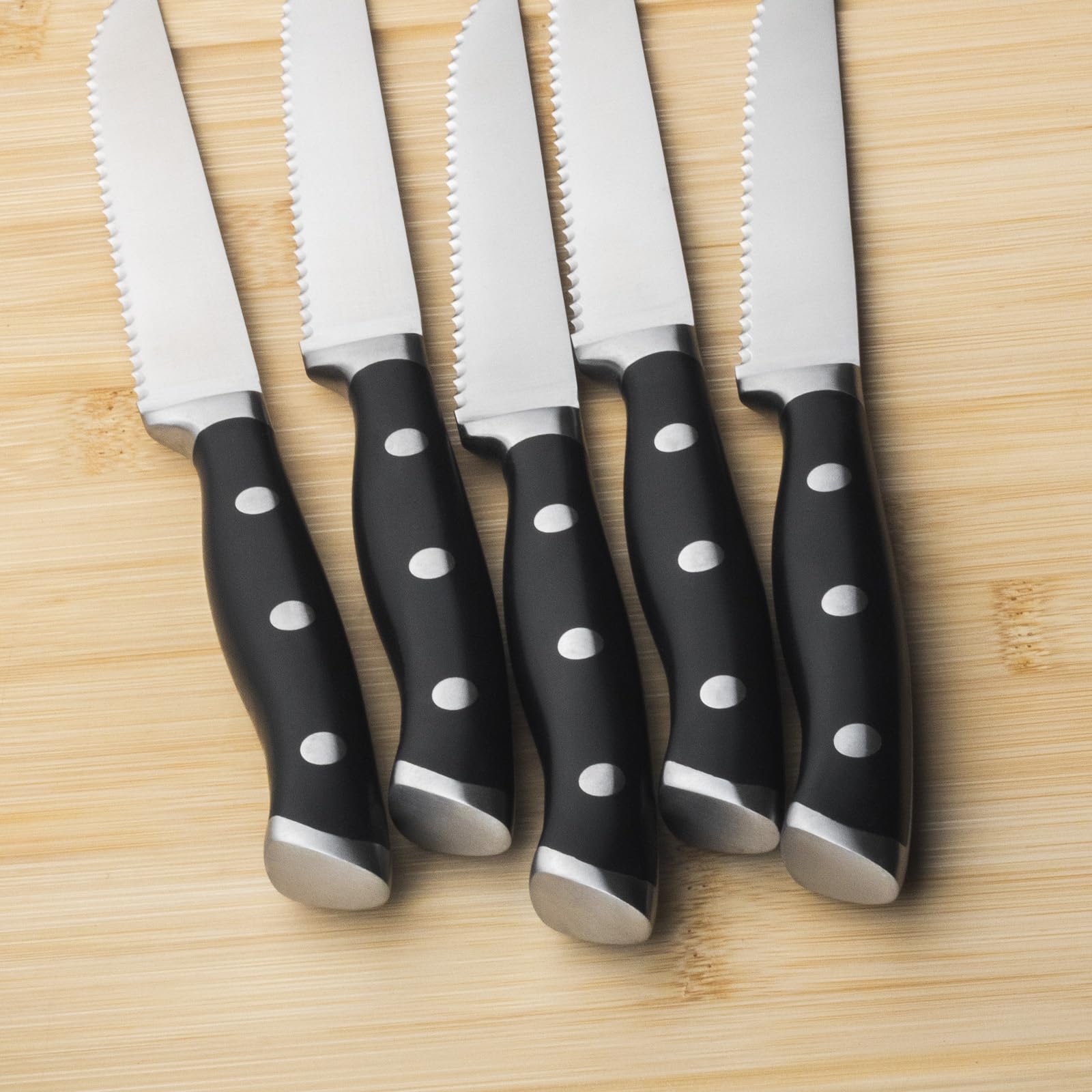 Cuchillos Alata, mango ergonómico para agarre cómodo