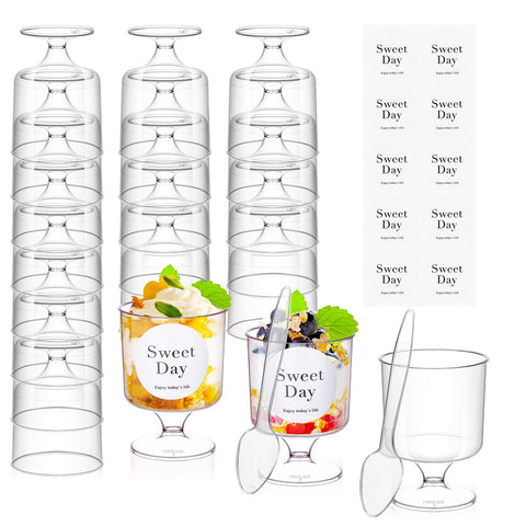 Copas de postre transparentes ALEXPRE con cucharas, resaltan capas para degustaciones elegantes.