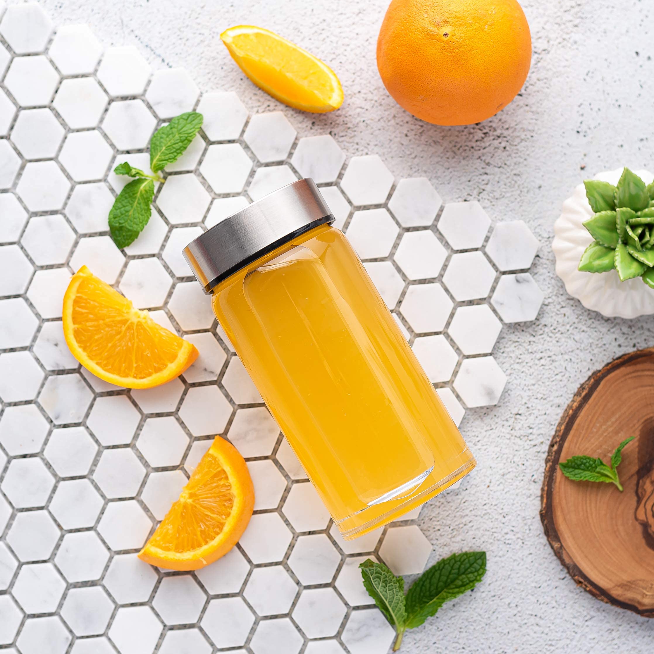 All About Juicing: diseño alto y delgado cabe en la nevera