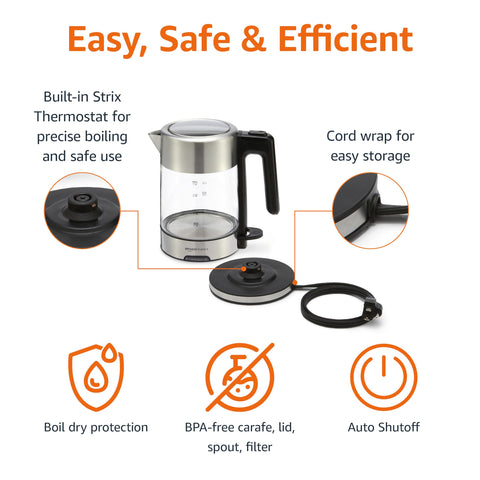 Amazon Basics hervidor vertiendo agua en una taza, beneficio: vertido preciso sin salpicaduras