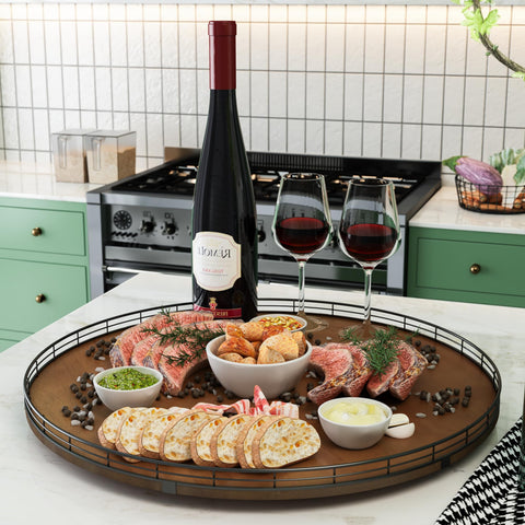 AMH Estilo casa campo roble, ideal para cocinas y despensas con superficie amplia.