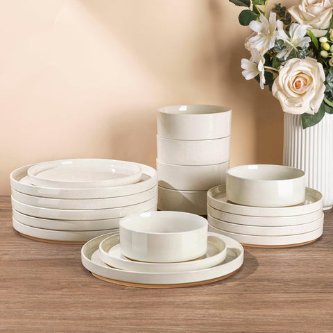 AmorArc plato de cena 10,25 pulgadas con moteado para una mesa elegante.
