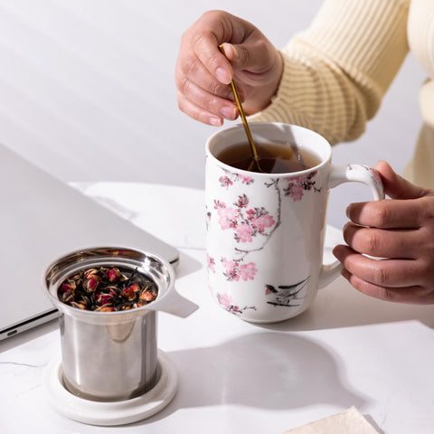 Interior de la taza AmorArc cerámica resistente a golpes y manchas.
