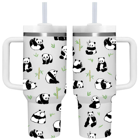 AMZUShome Panda tumbler 40oz con mango, ideal para llevar bebidas al exterior.