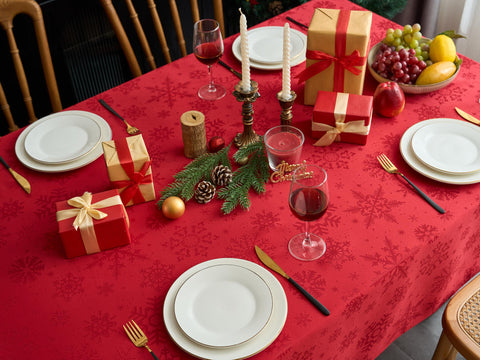Superficie impermeable del mantel Anlass para evitar manchas durante la cena.