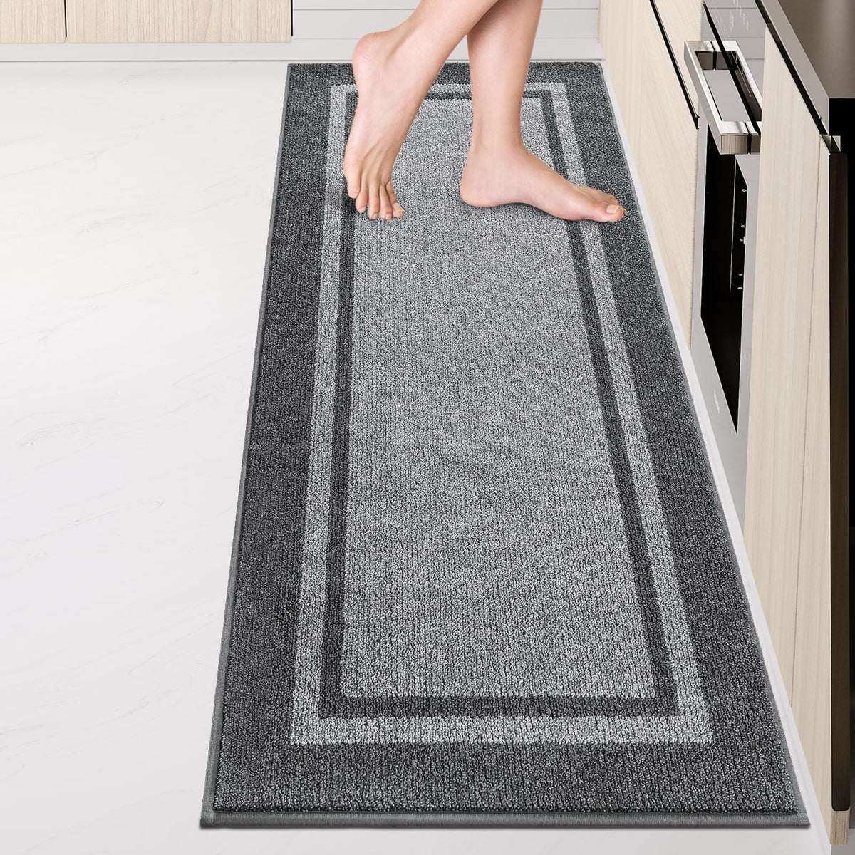 Alfombra de cocina anllugs envuelta en rollo, fácil almacenamiento.
