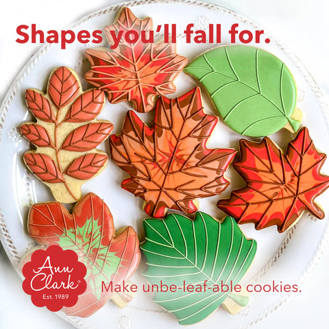 Cortador Ann Clark forma gota para decoraciones elegantes de postres.
