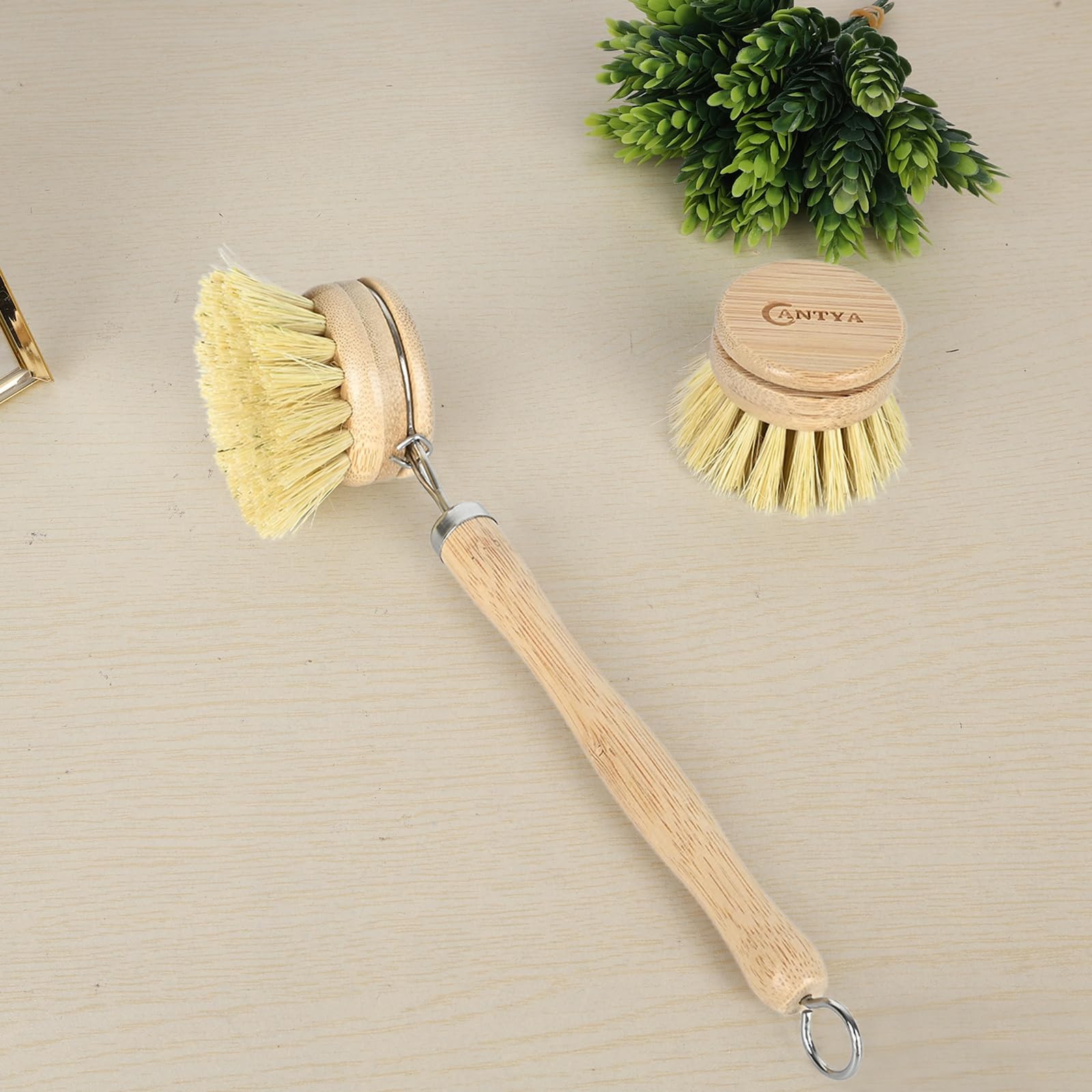 ANTYA diseño ergonómico para agarre cómodo durante la limpieza