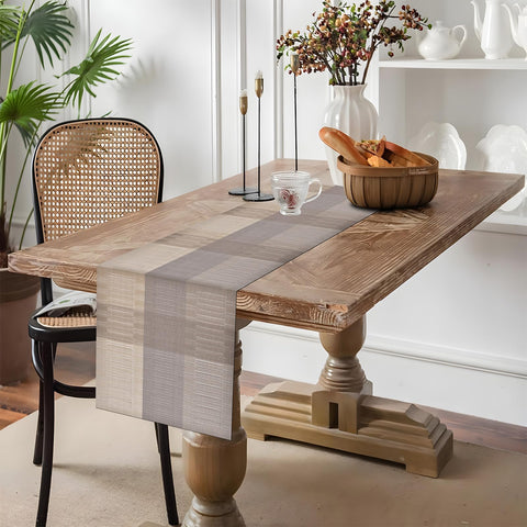 Aofmee conjunto dorado de salvamanteles y corredor, combina estilo con protección de la mesa.