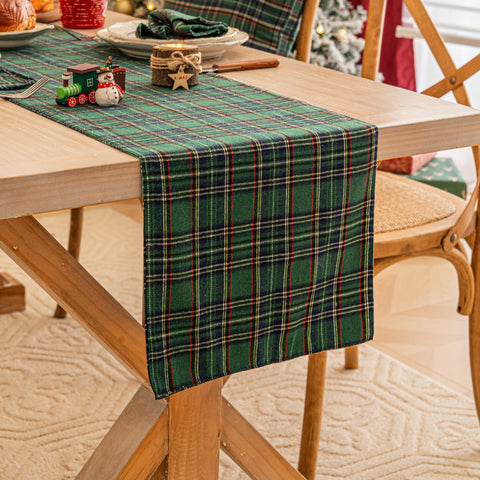 AQOTHES camino de mesa en comedor con decoración navideña