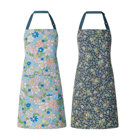 Delantal floral ARBINSON de dos-pack, con bolsillos, ideal para mantener utensilios a mano.