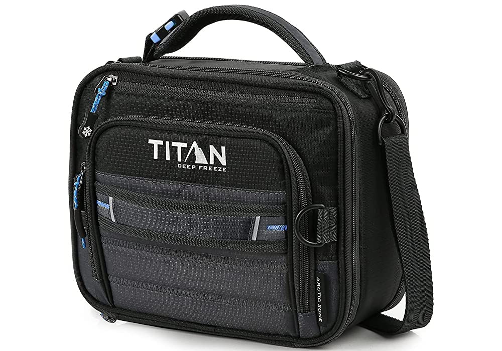 Arctic Zone Titan Deep Freeze, exterior Rhino-Tech resistente facilita limpieza y transporte.