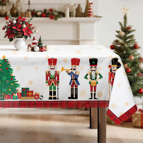 Mantel Arquiel navidad con cascanueces y árbol, ideal para cenas festivas.